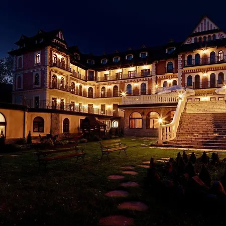 扎科帕大酒店 4*