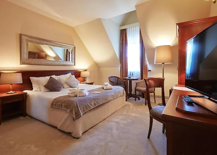 فندق غراند ستاماري